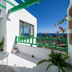 Apartment Sea Front View, Costa Teguise